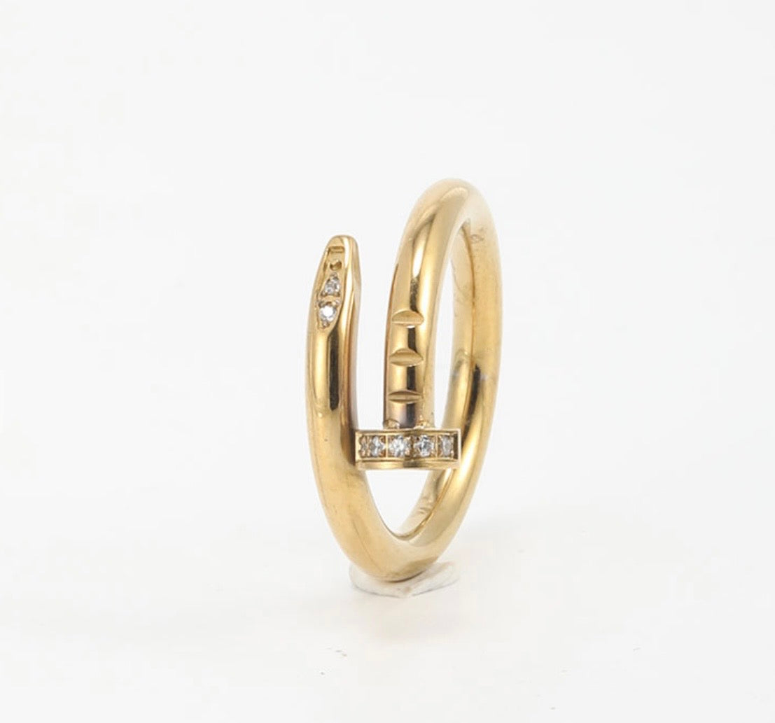 Nail Ring