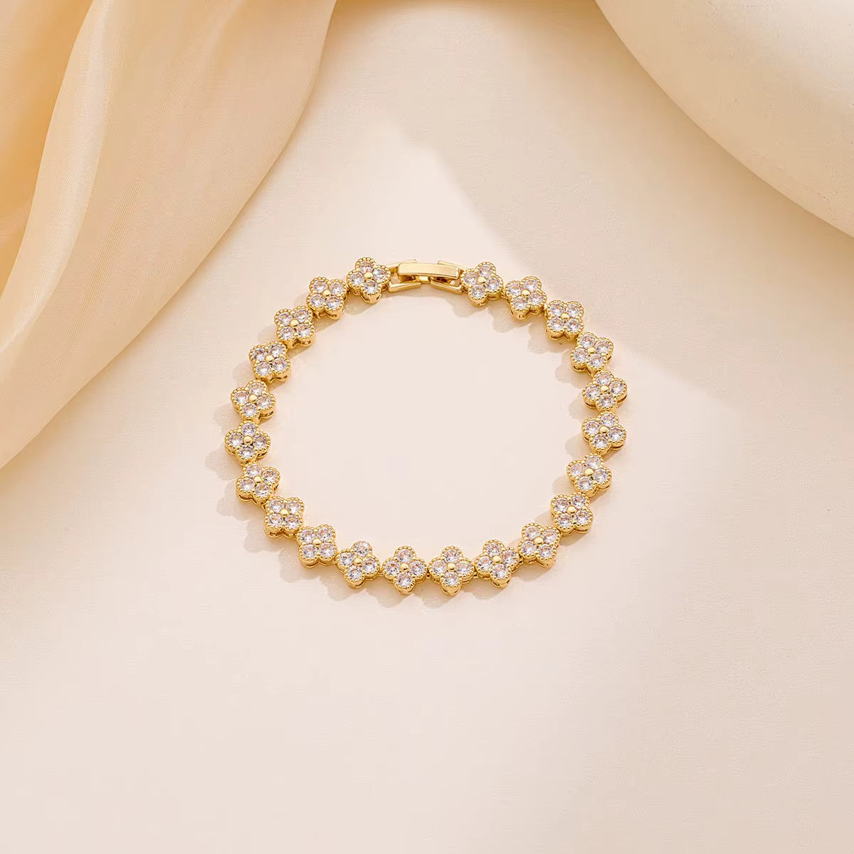 Clover with Colourful Diamonds